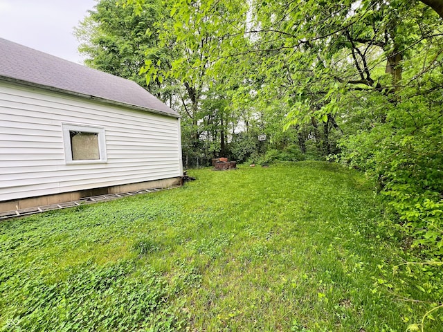 1714 Jefferson St, Anderson, IN 46016 - view of green lawn