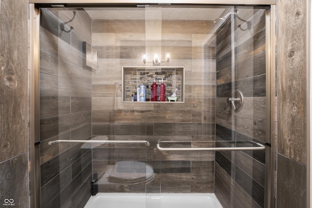 35 Osage Ct, Columbus, IN 47201 - full bathroom featuring a stall shower
