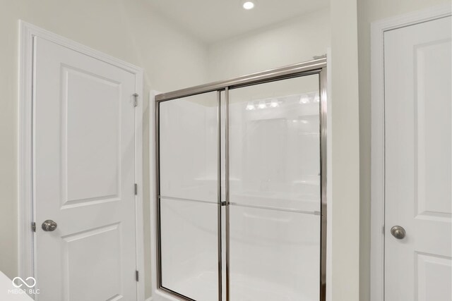 104 Maxim Ct, Cumberland, IN 46229 - full bath with a shower stall