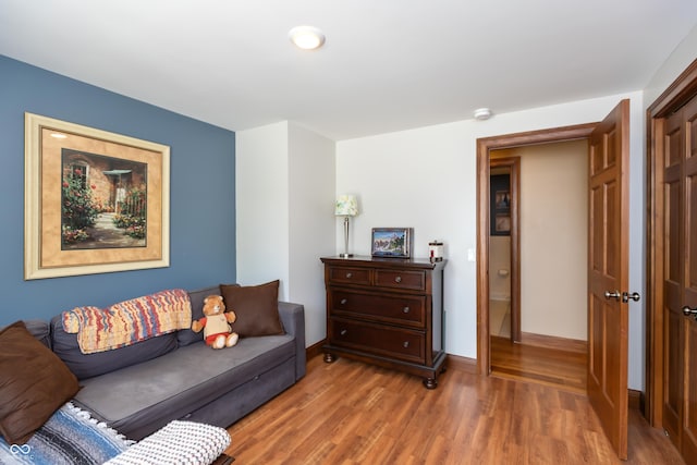 1541 Stadium Dr, Seymour, IN 47274 - living room with wood finished floors and baseboards