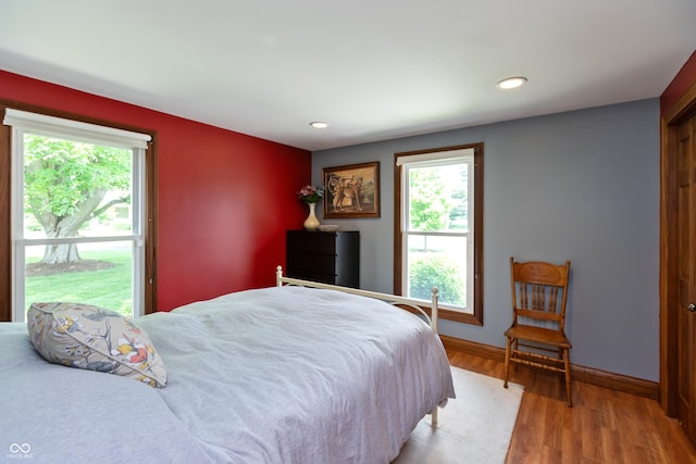1541 Stadium Dr, Seymour, IN 47274 - bedroom featuring light wood finished floors, baseboards, and recessed lighting