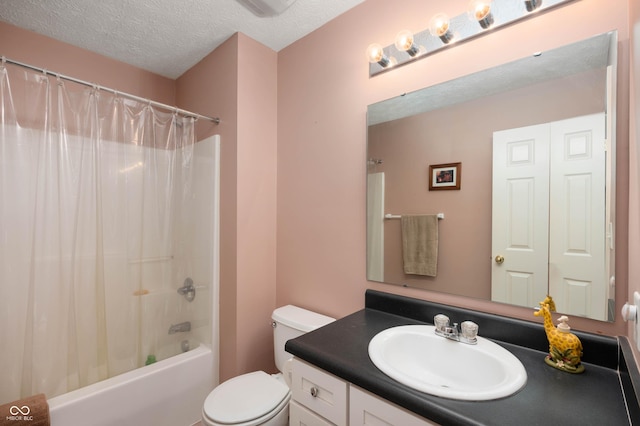 6026 Pennyworth Cir, Indianapolis, IN 46203 - bathroom with vanity, a textured ceiling, toilet, and shower / bathtub combination with curtain