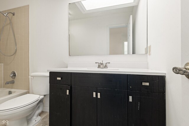 9572 Maple Way, Indianapolis, IN 46268 - full bathroom featuring toilet, vanity, and shower / bathtub combination
