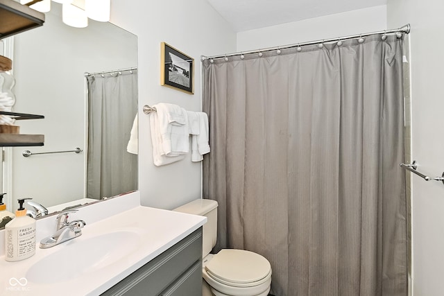 1236 Central Ave, Indianapolis, IN 46202 - full bathroom with vanity and a shower with shower curtain