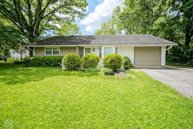 2807 Westleigh Dr, Indianapolis, IN 46268 - photo 1