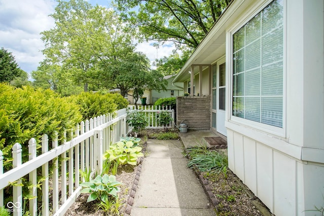 2807 Westleigh Dr, Indianapolis, IN 46268 - photo 4