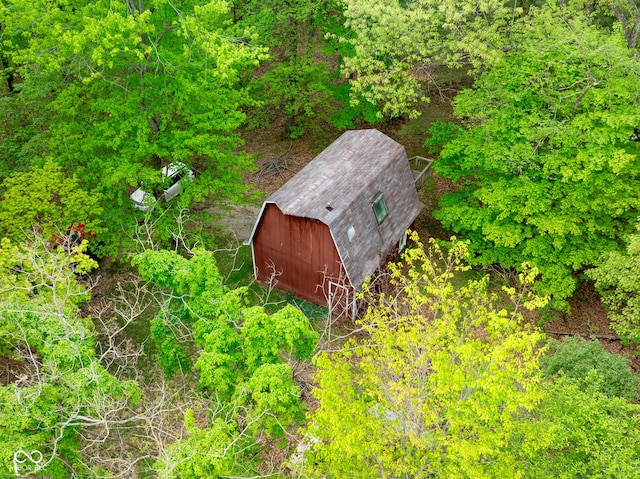 exterior view of a barn