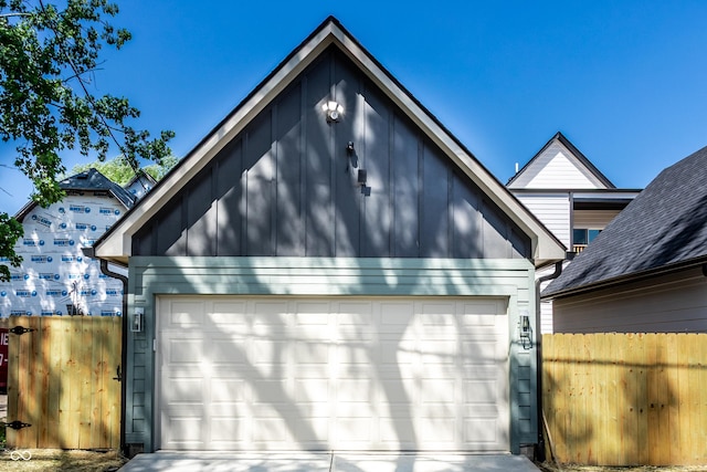39 N Walcott St, Indianapolis, IN 46201 - garage with fence and concrete driveway