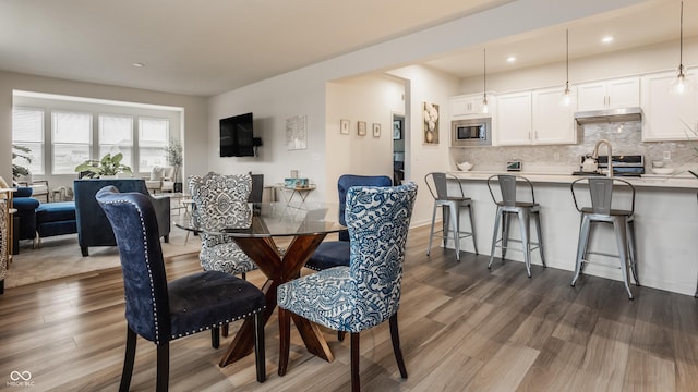 747 Tuxedo Dr, Westfield, IN 46074 - dining area with dark wood-style floors and recessed lighting