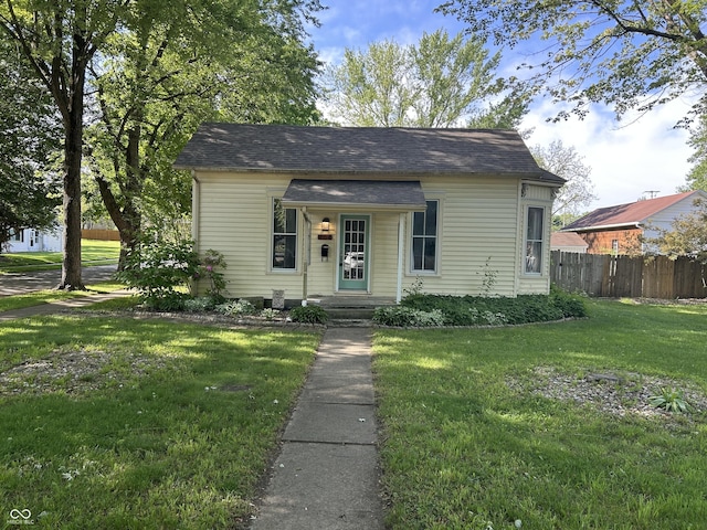 404 Pearl St, Pendleton, IN 46064 - view of front of house