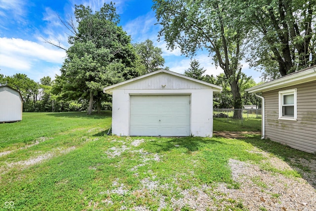 425 Aiken St, Hope, IN 47246 - detached garage featuring driveway