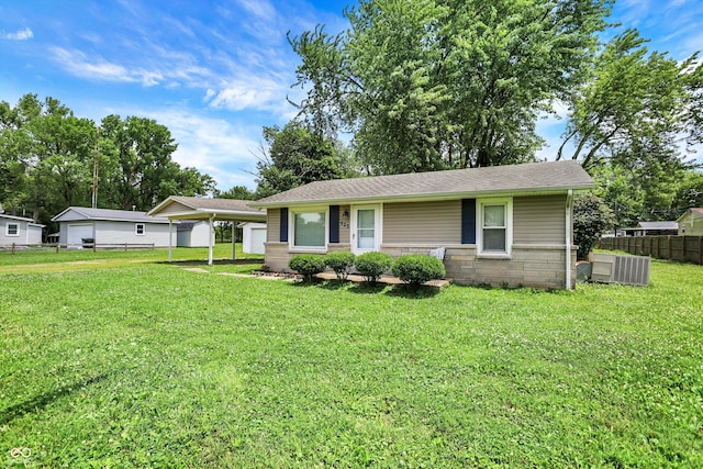 425 Aiken St, Hope, IN 47246 - ranch-style home with a detached carport