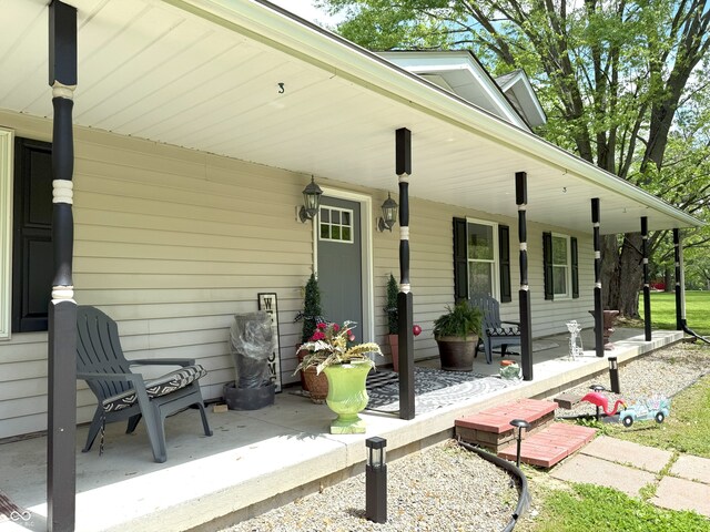 4600 S Tahoe Trl, Crawfordsville, IN 47933 - wooden terrace with a porch