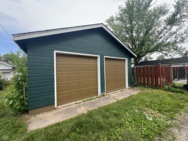 946 N Somerset Ave, Indianapolis, IN 46222 - photo 19