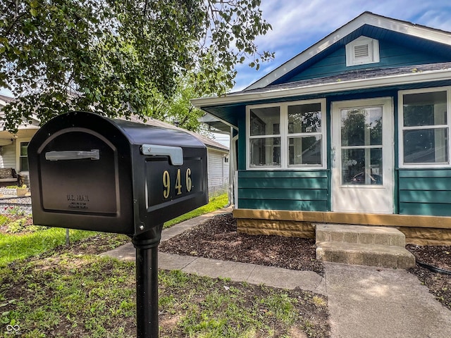 946 N Somerset Ave, Indianapolis, IN 46222 - photo 2