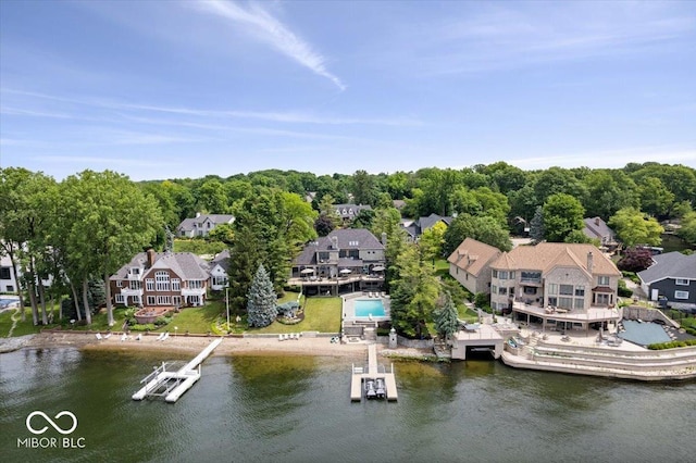 11715 Landings Dr, Indianapolis, IN 46256 - aerial view of residential area featuring a large body of water