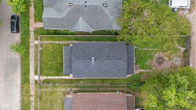 2030 Houston St, Indianapolis, IN 46218 - drone / aerial view