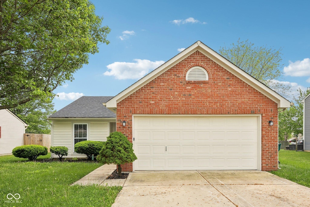 1093 Country Meadow Ct, Franklin, IN 46131 - photo 1