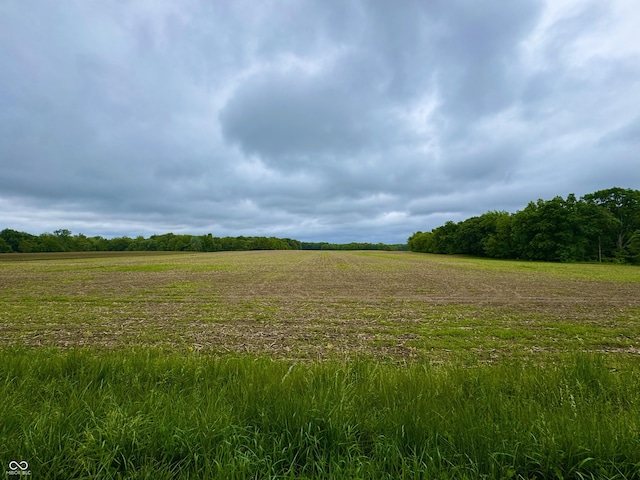 6898 N State Line Rd, Cayuga, IN 47928