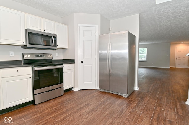 6715 Shanghai Cir, Indianapolis, IN 46278 - photo 10