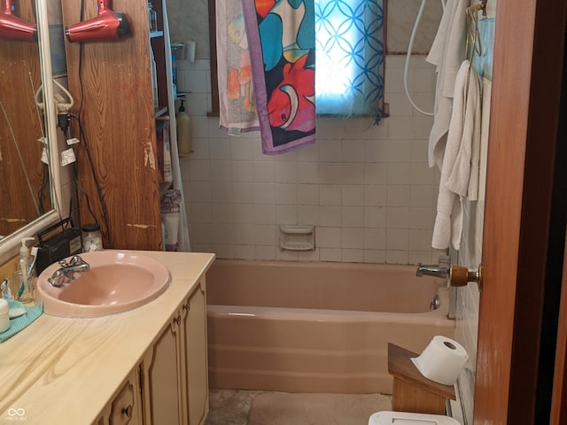 7114 Locust Lake W Dr, Spencer, IN 47460 - full bath with vanity and washtub / shower combination