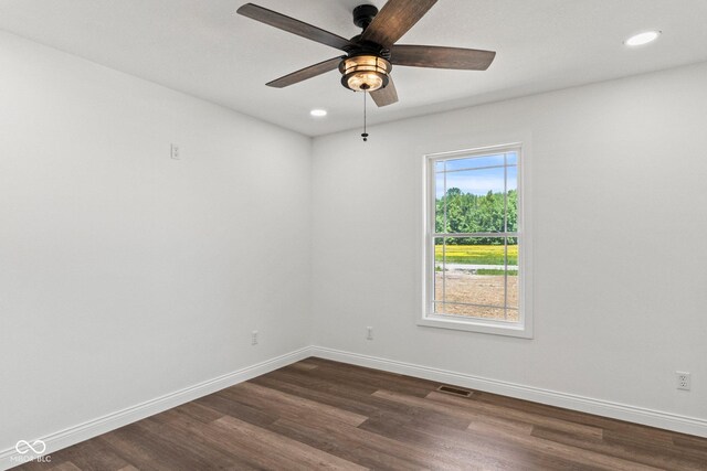 5003 W 900 N, Dupont, IN 47231 - empty room featuring ceiling fan, baseboards, dark wood-style floors, and recessed lighting