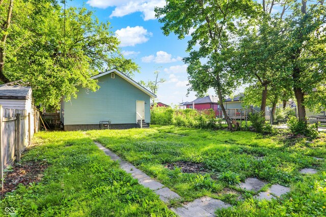 3109 E St Joseph St, Indianapolis, IN 46201 - view of yard with entry steps