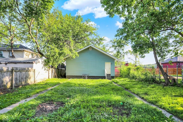 3109 E St Joseph St, Indianapolis, IN 46201 - view of yard with entry steps