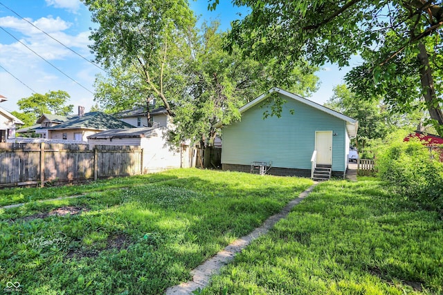 3109 E St Joseph St, Indianapolis, IN 46201 - view of yard featuring entry steps