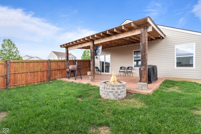 805 Sunvista Dr, Avon, IN 46123 - rear view of property featuring a fire pit and a patio area