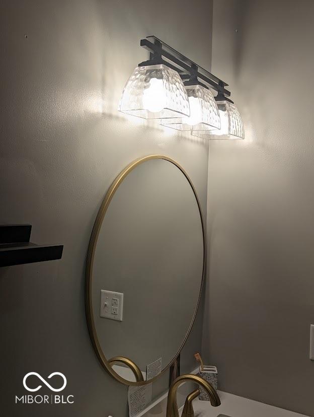 2968 N Arsenal Ave, Indianapolis, IN 46218 - bathroom view