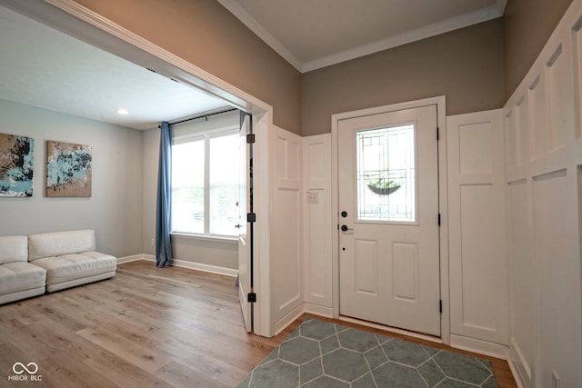 548 Gosford Ct, Westfield, IN 46074 - entrance foyer featuring wood finished floors and ornamental molding