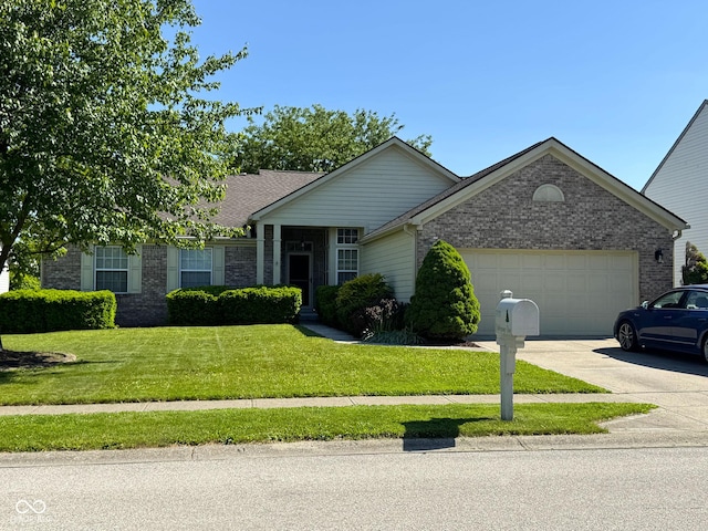 7970 Cobblesprings Dr, Avon, IN 46123 - single story home featuring driveway, an attached garage, a front yard, and brick siding