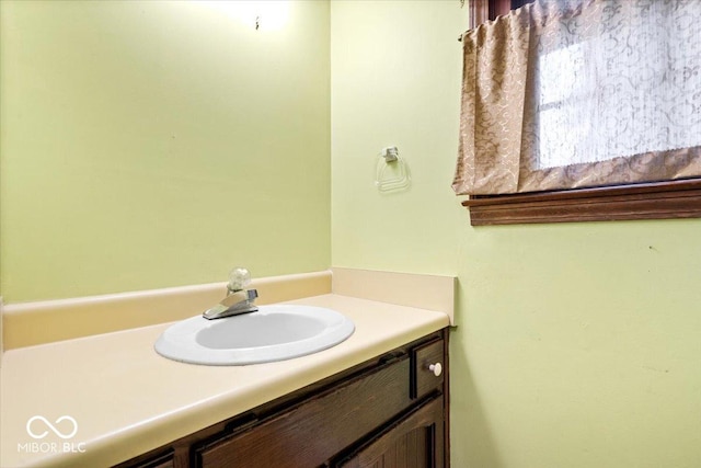 659 Carson Ct, Carmel, IN 46033 - bathroom featuring vanity