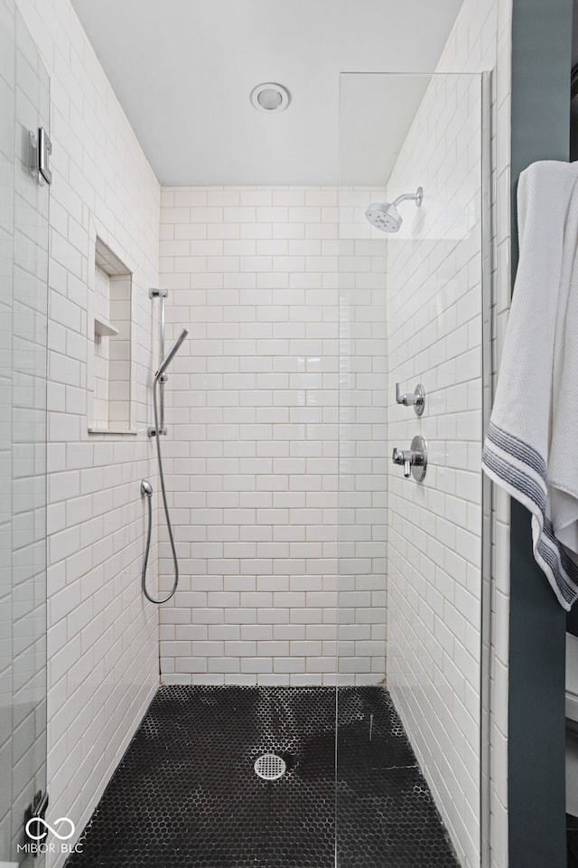 609 E 39th St, Indianapolis, IN 46205 - full bathroom with a stall shower