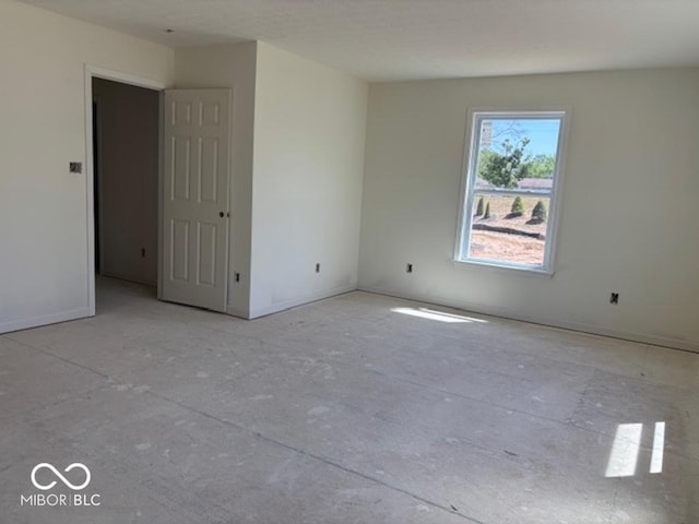 3897 Berkdale Ct, Columbus, IN 47203 - view of empty room
