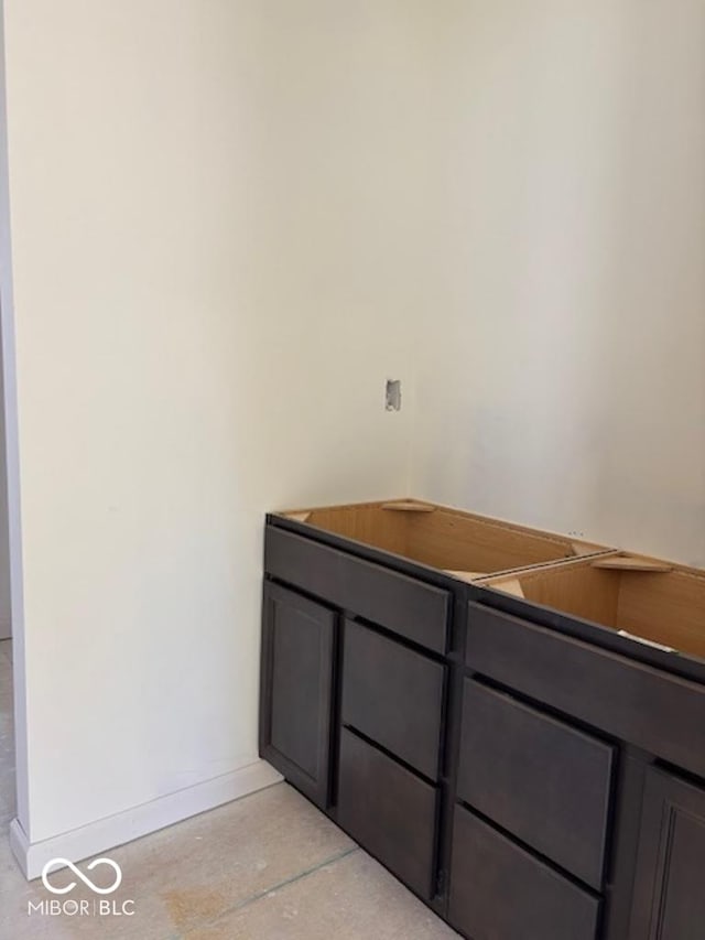 3897 Berkdale Ct, Columbus, IN 47203 - bathroom featuring baseboards