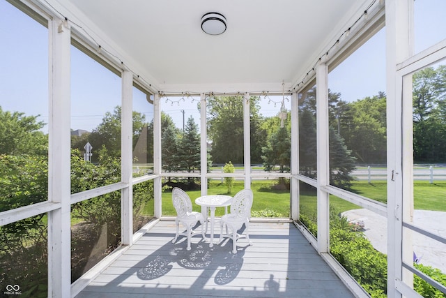 14135 Nicholas Dr, Carmel, IN 46074 - view of sunroom / solarium