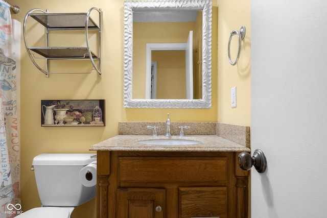 740 Carya Sq, Columbus, IN 47201 - full bath with vanity, toilet, and curtained shower