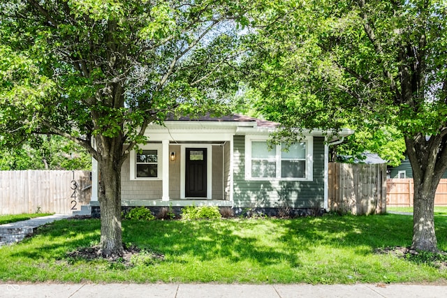1342 N Oakland Ave, Indianapolis, IN 46201 - bungalow-style house with covered porch