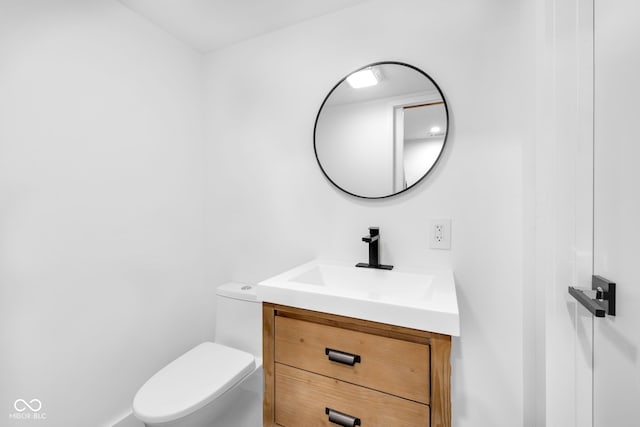 19 E Regent St, Indianapolis, IN 46225 - bathroom with vanity and toilet