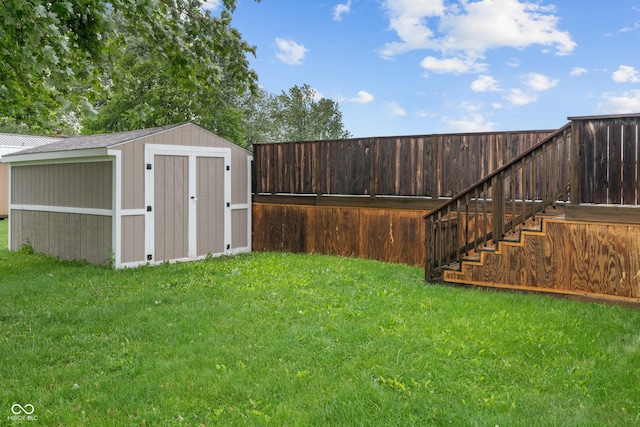 485 Mesa Dr, Russiaville, IN 46979 - view of yard with stairs