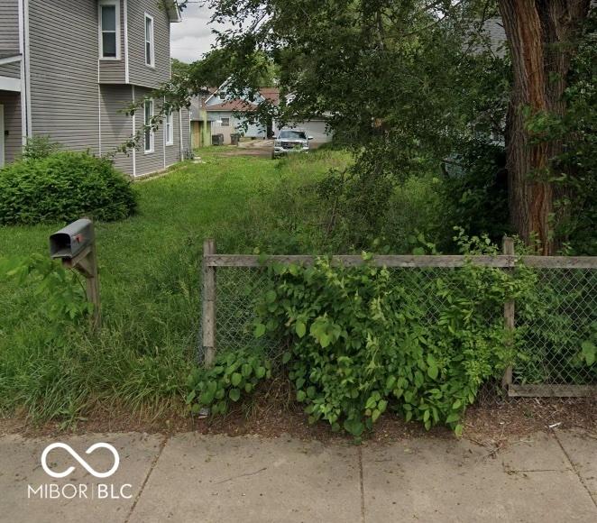 37 N Beville Ave, Indianapolis, IN 46201