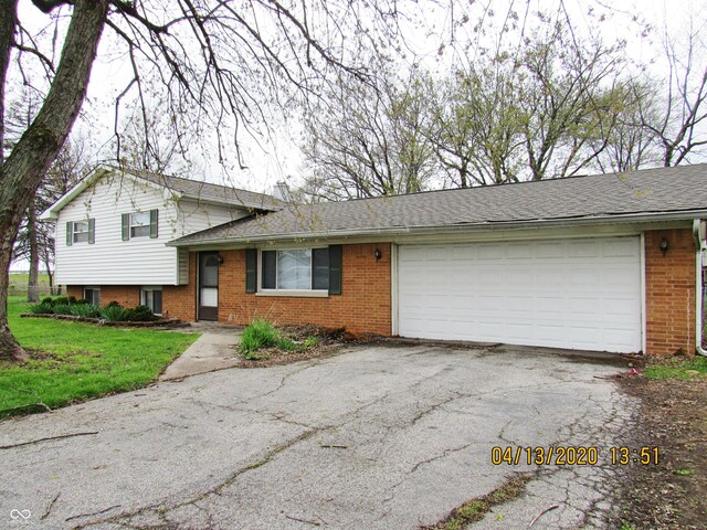 2414 Constellation Dr, Indianapolis, IN 46229 - photo 3