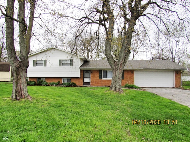 2414 Constellation Dr, Indianapolis, IN 46229 - photo 1