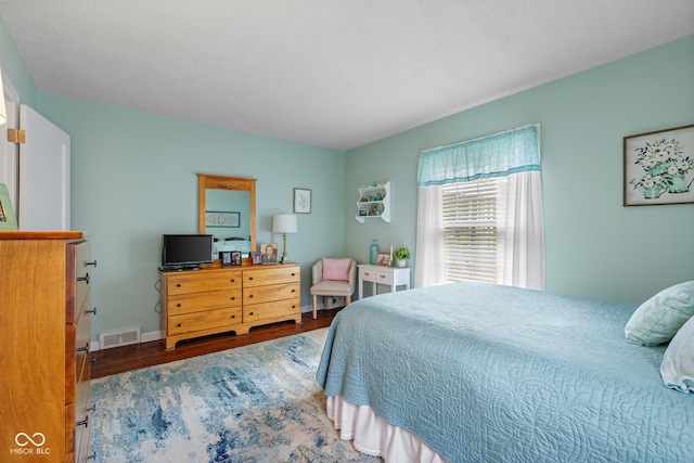 2021 Chestnut St, Columbus, IN 47201 - bedroom with wood finished floors and baseboards