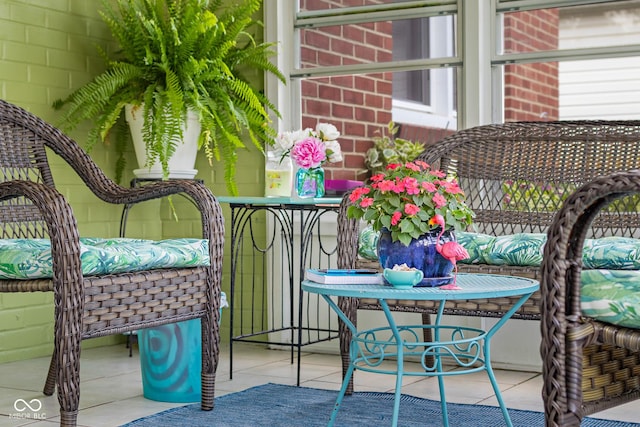 2021 Chestnut St, Columbus, IN 47201 - view of balcony
