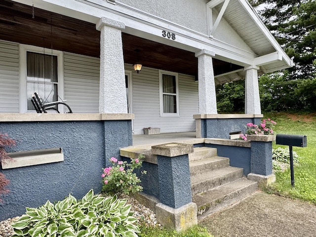 308 W Walnut St, Brownstown, IN 47220 - entrance to property featuring a porch