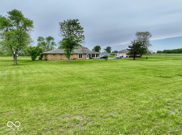 1154 W US Highway 136, Veedersburg, IN 47987 - view of grassy yard