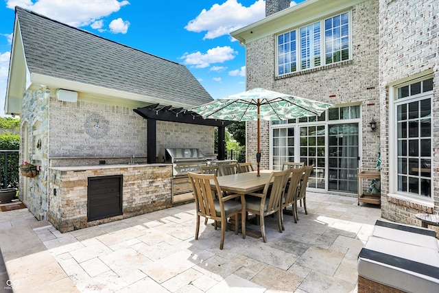 3398 Nottinghill Blvd, Plainfield, IN 46168 - view of patio / terrace with outdoor dining area and a sink